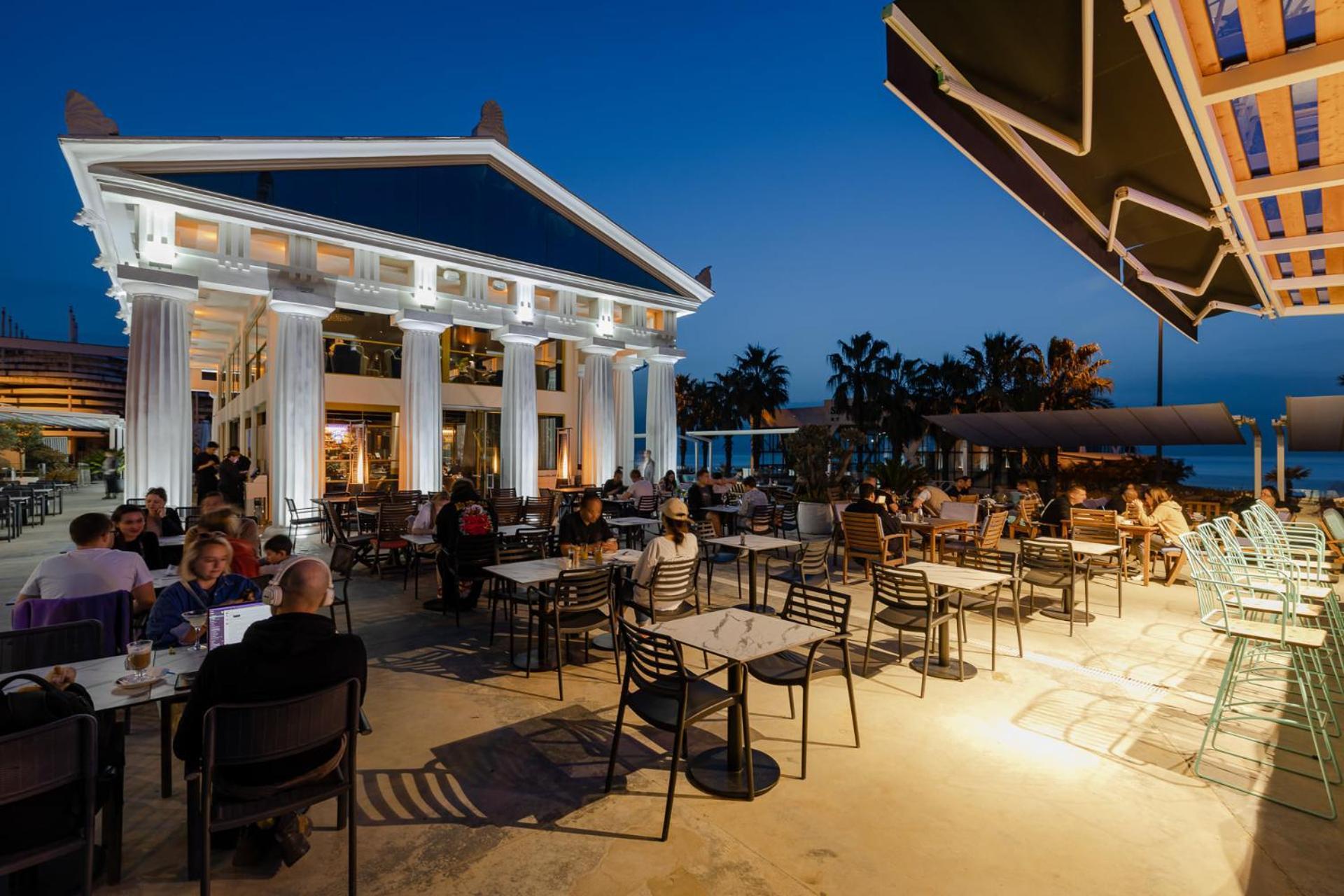 Real Palace * Batumi
